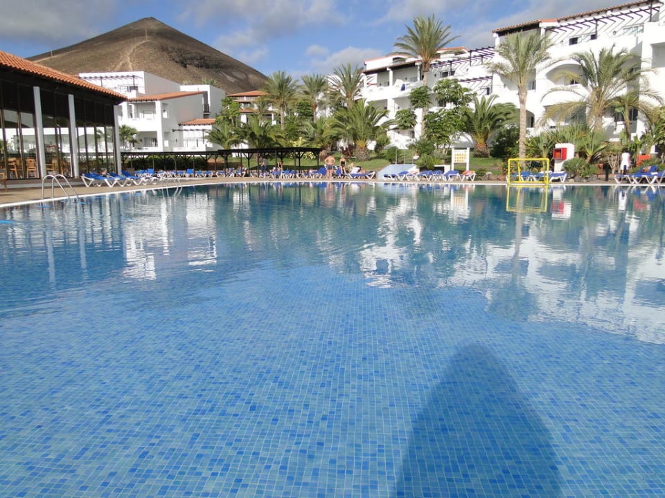 Blick über einen der Pools TUI MAGIC LIFE Fuerteventura