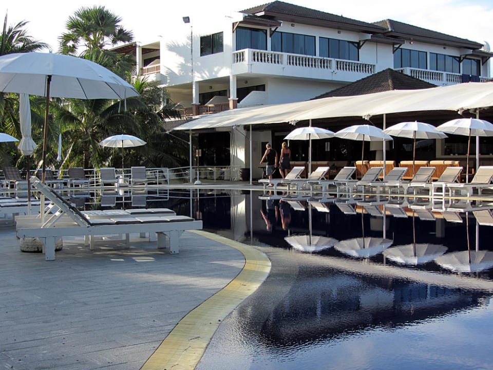 Pool am Strand Sunprime Kamala Beach