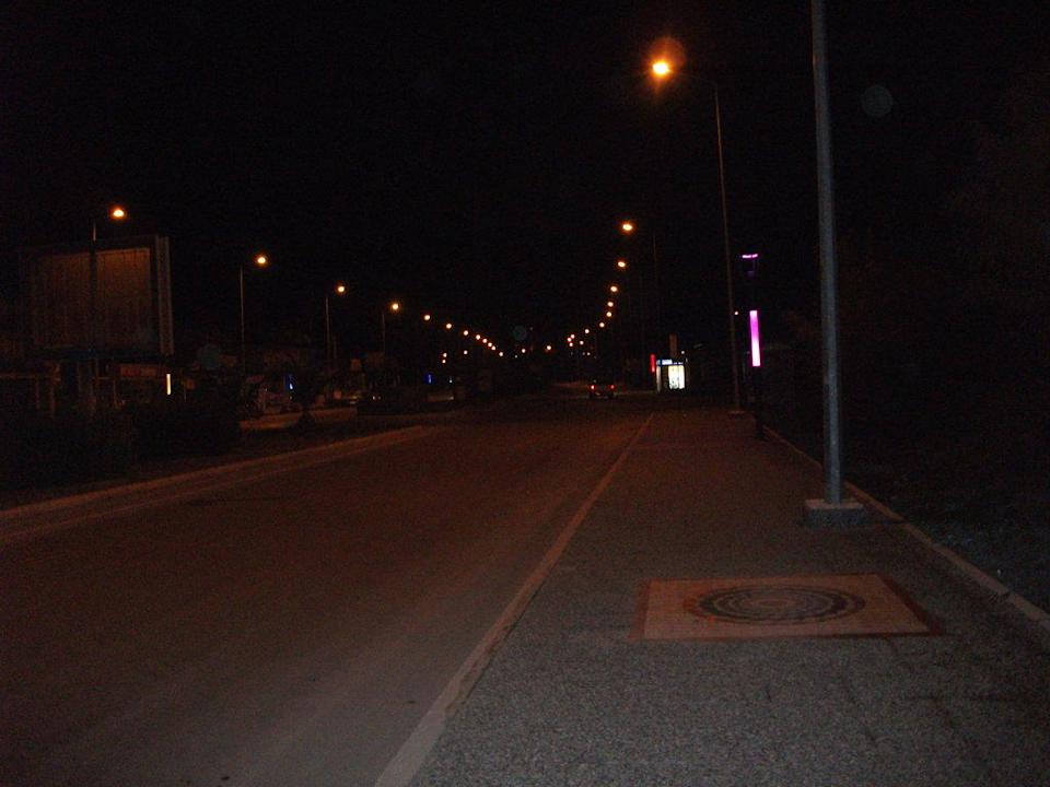 Durchgangsstraße vor dem Hotel Hotel Sultan of Side