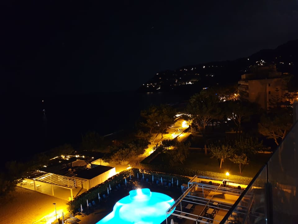 Ausblick Universal Hotel Castell Royal