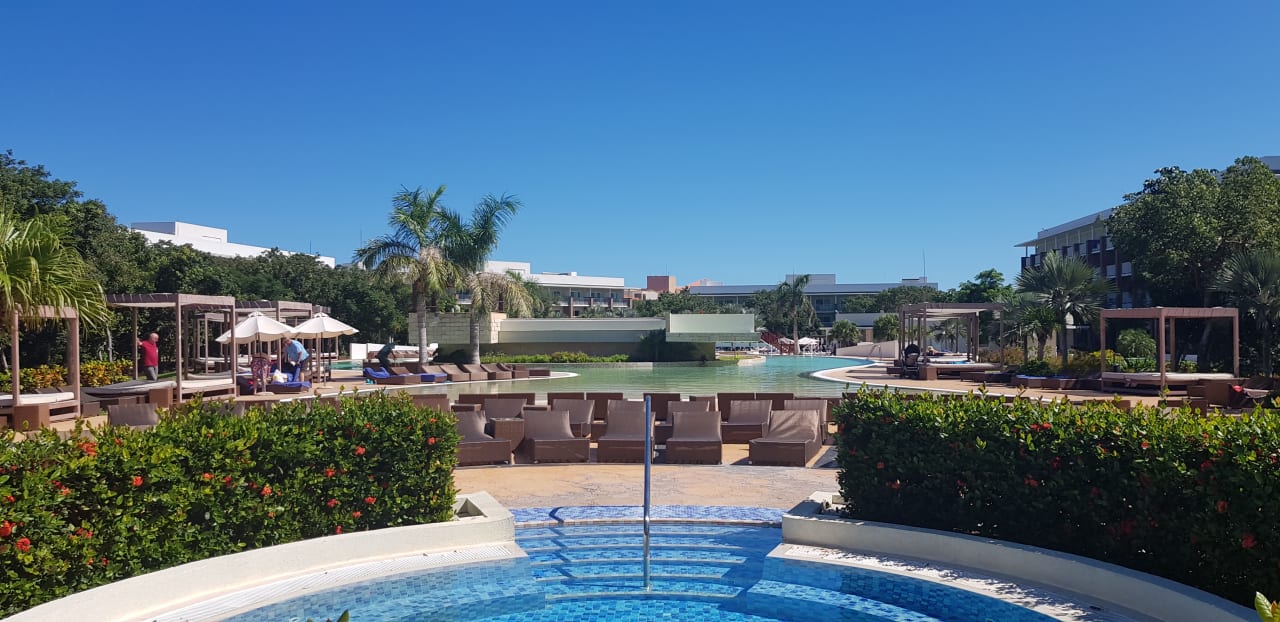 Pool Playa Vista Azul