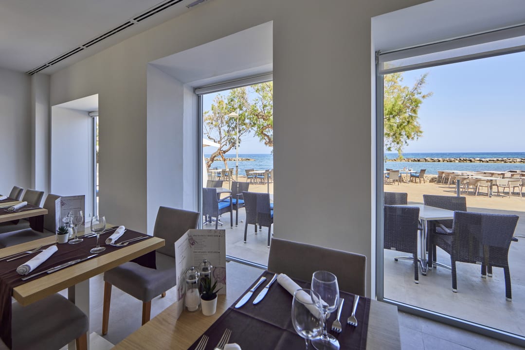 Gastro Hotel Ilusion Moreyó