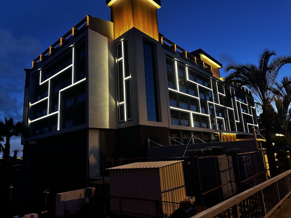 Außenansicht Annabella Diamond Hotel & Spa