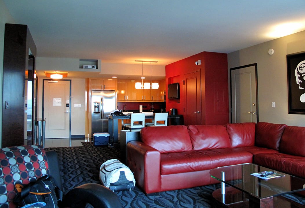 Wohnzimmer vom Fenster aus Hotel Elara - a Hilton Grand Vacations Hotel Center Strip