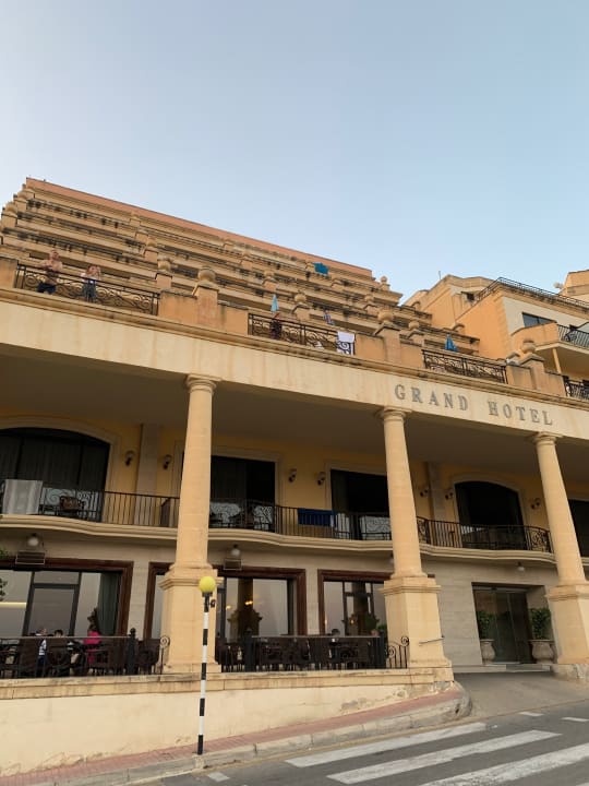 Außenansicht Grand Hotel Gozo