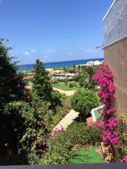 Gartenanlage Anissa Beach & Village