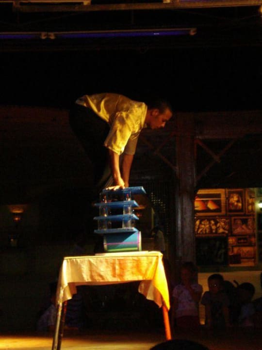Akrobatikshow Pickalbatros Dana Beach Resort - Hurghada
