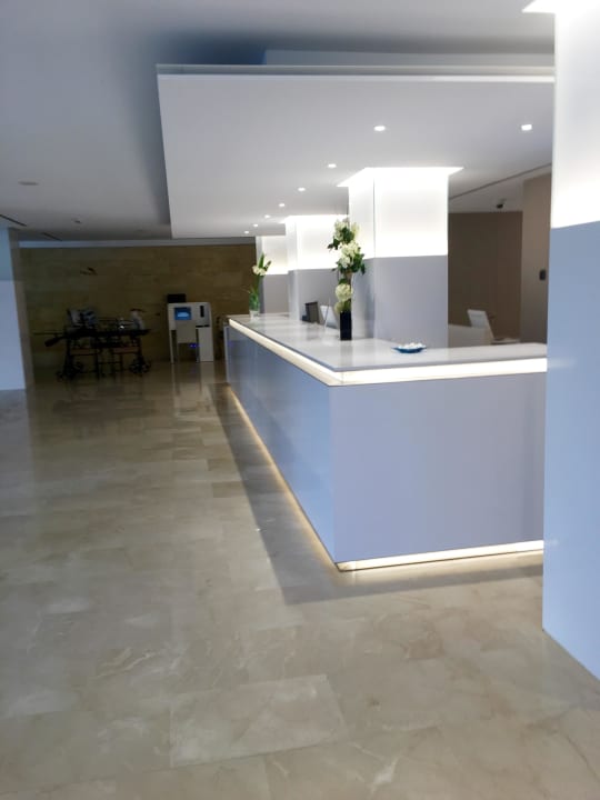 Rezeption CM Playa del Moro