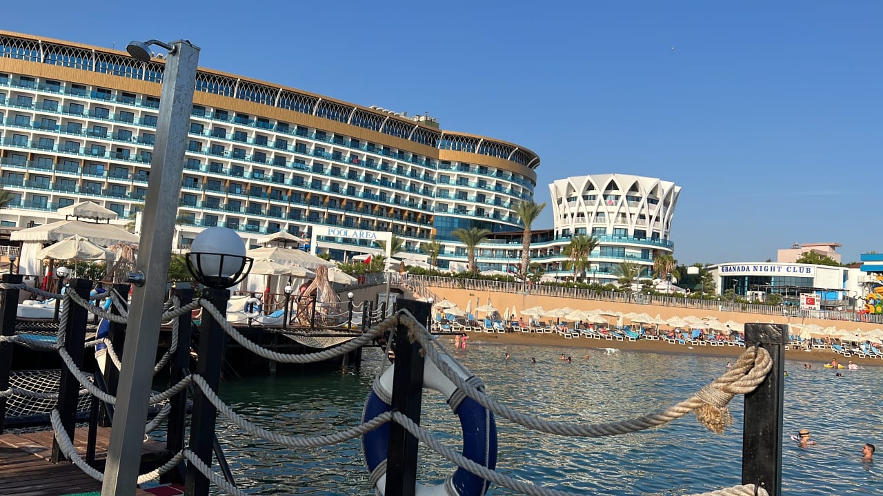 Strand Granada Luxury Okurcalar