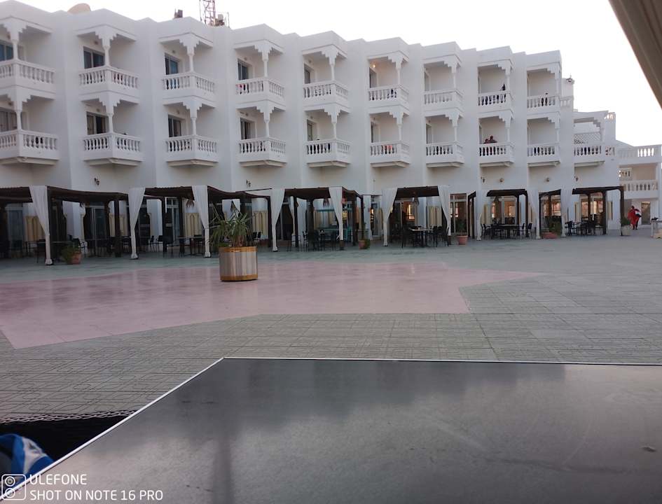 Außenansicht Hotel Neptunia Skanes