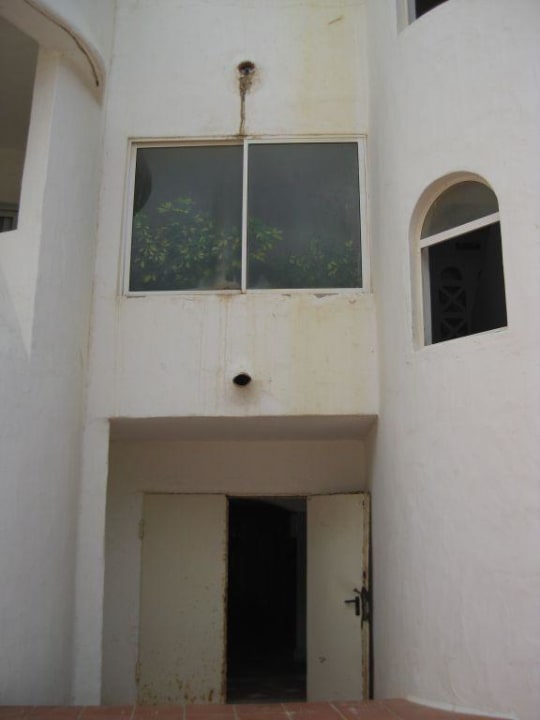 Eingangsbereich vom Pool zu unserem Zimmer H10 Timanfaya Palace - Adults only