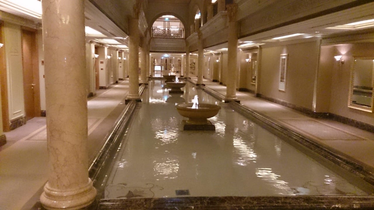 In den Gängen des Hotels Magie pur Emirates Palace Mandarin Oriental