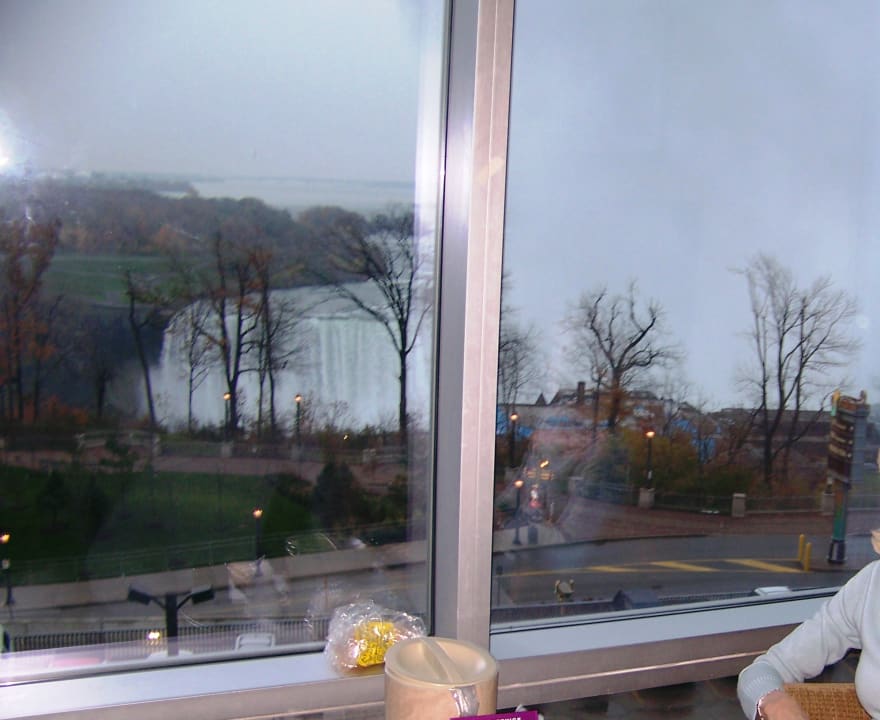 Ausblick Embassy Suites Hotel Niagara Falls / Fallsview