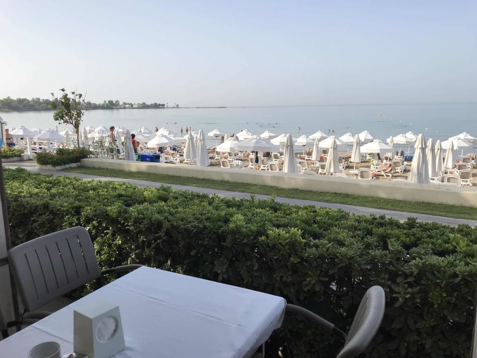 Strand Side Star Beach