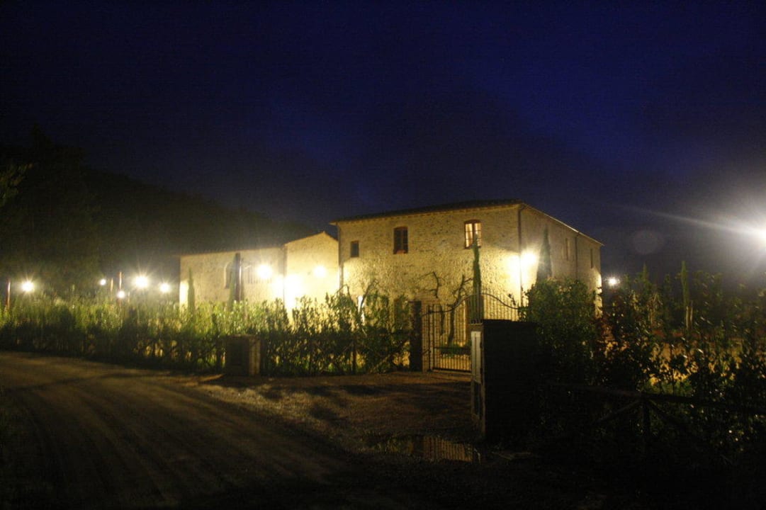 Von der Strasse aus Antico Casale