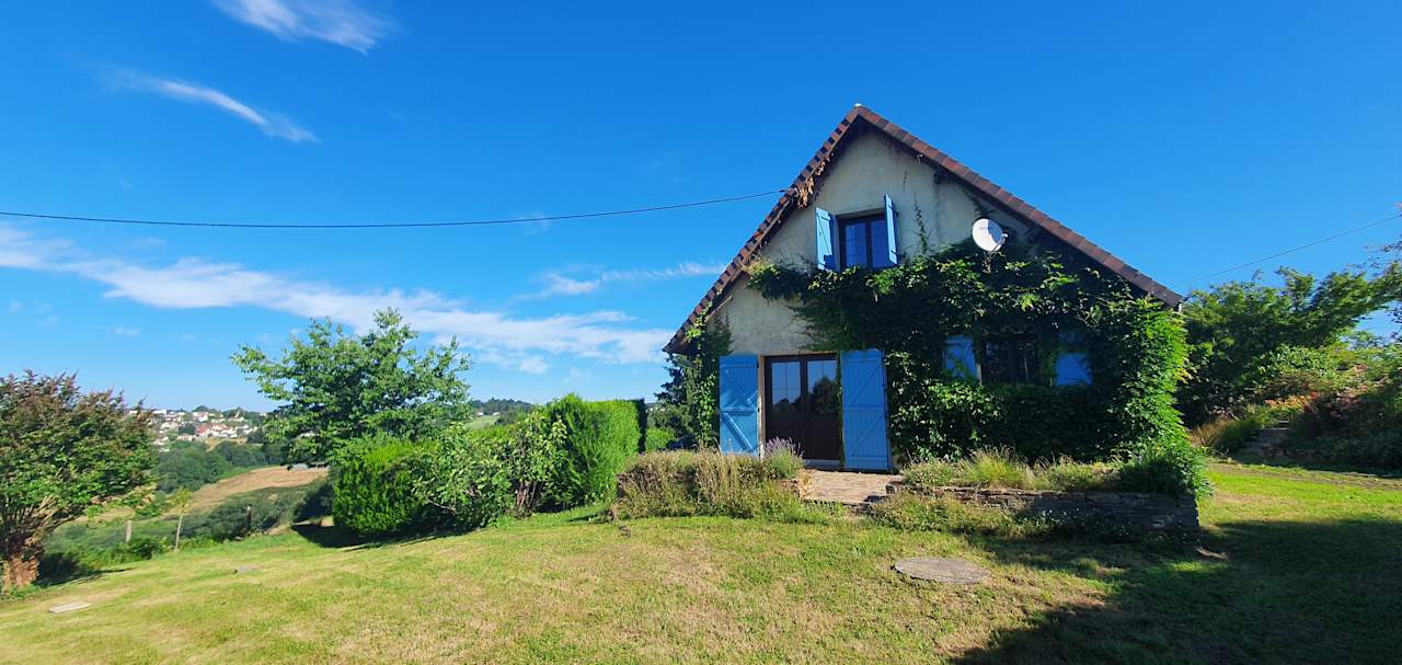 Außenansicht Amazing Home In St Priest La Fougeres