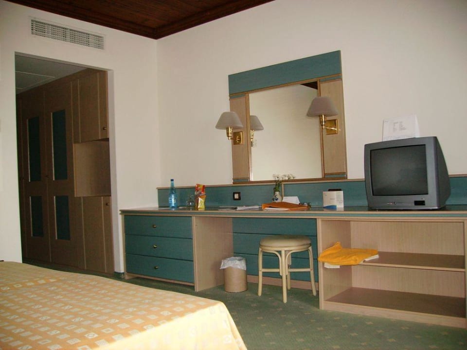 Doppelzimmer mit 5 Sternen (?) Aldemar Olympian Village