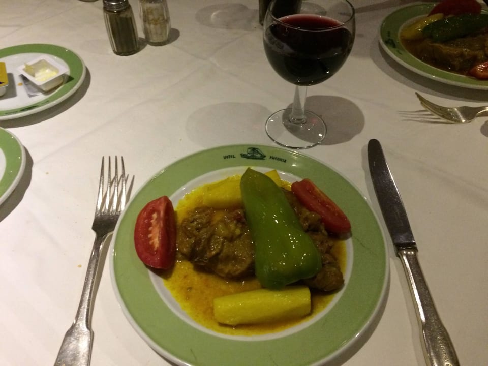 Gefüllte Paprikaschote mit Lamm Sentido Phenicia