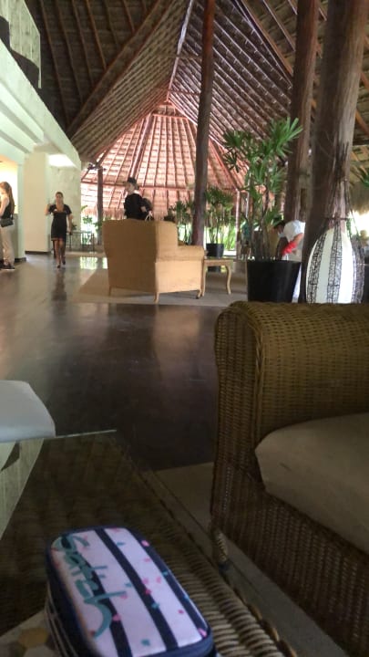 Lobby Akumal Bay Beach & Wellness Resort