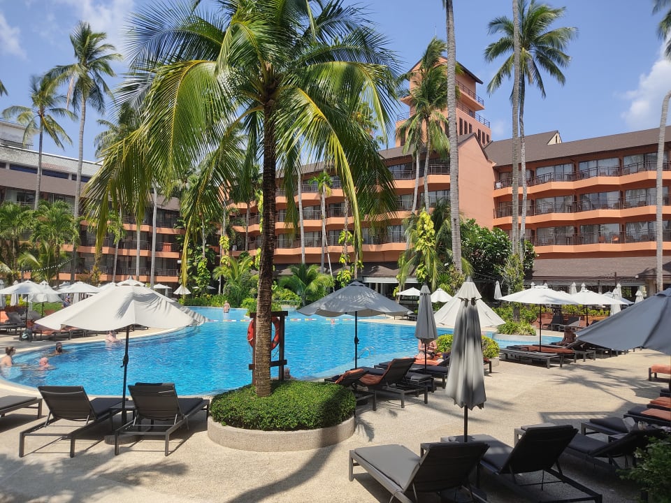 Pool Courtyard by Marriott Phuket, Patong Beach Resort