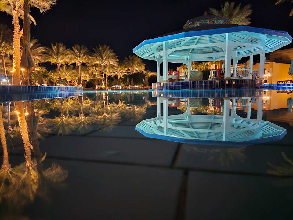 Pool Serenity Alpha Beach