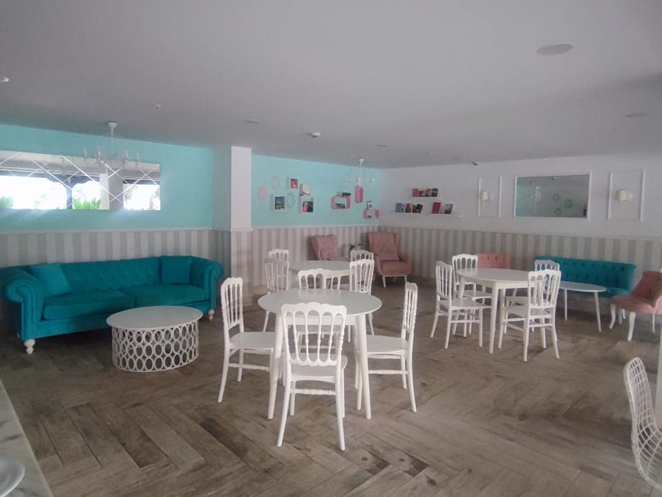 Gastro Club Grand Side