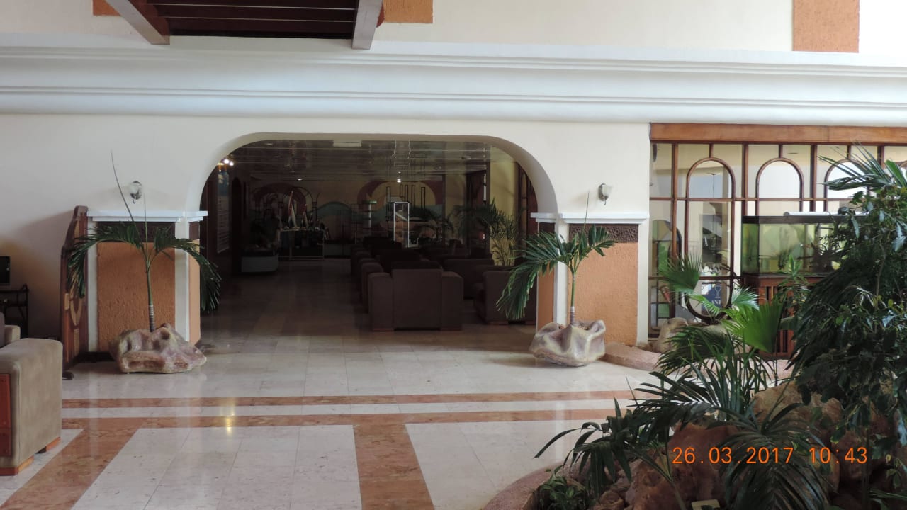 Lobby Brisas Guardalavaca Hotel & Villas