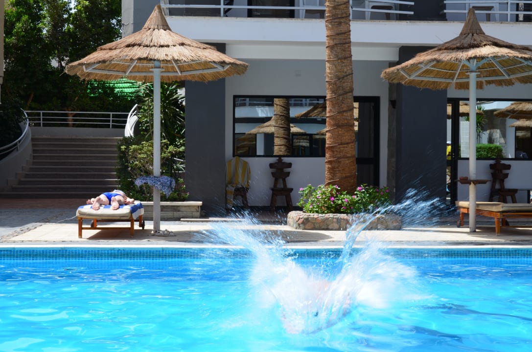 BASEN PREMIUM Seagull Beach Resort