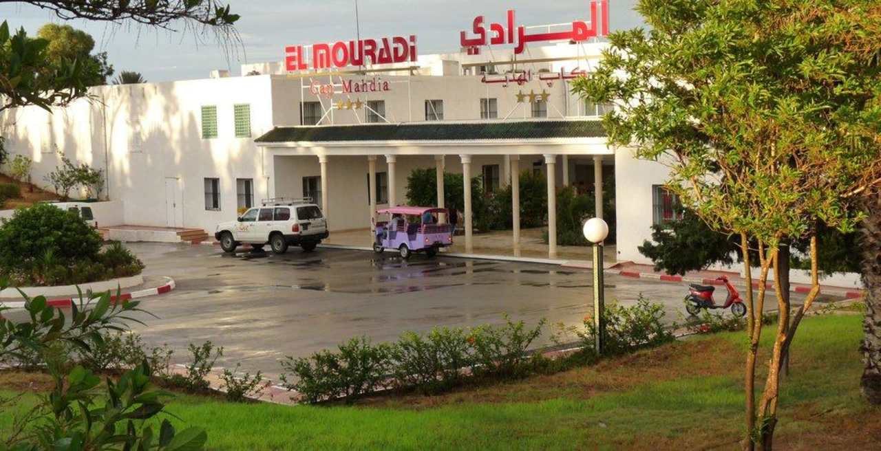 Eingang Hotel El Mouradi Cap Mahdia