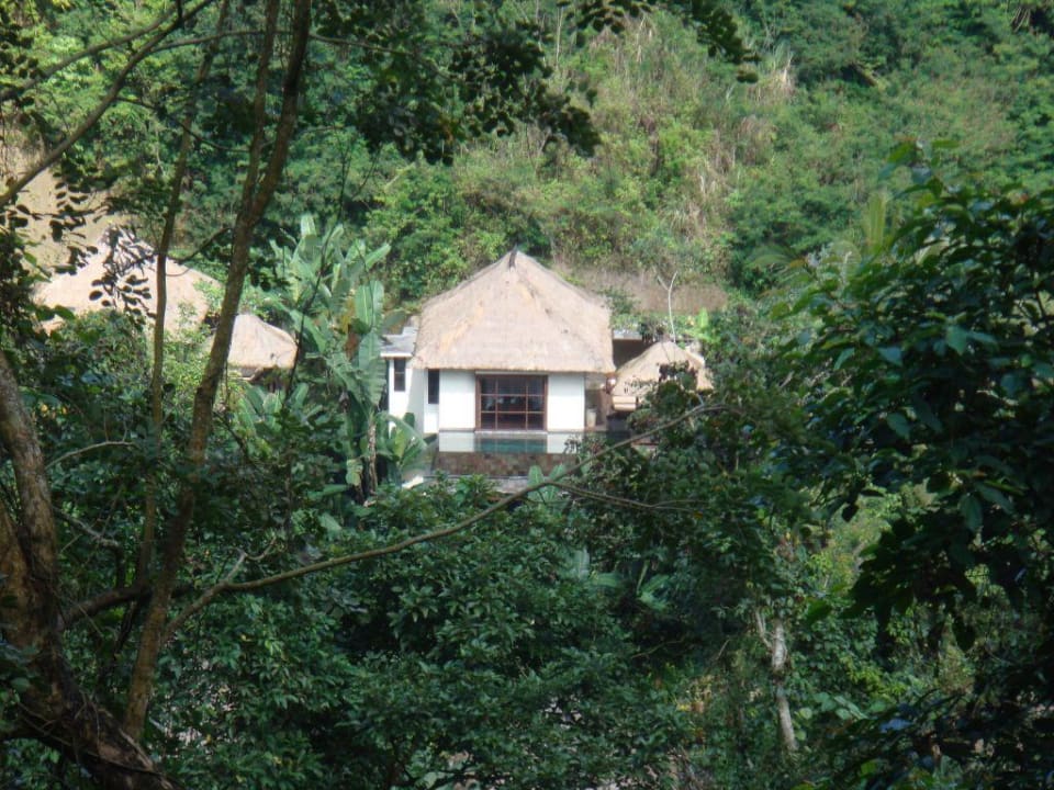 Blick aufs Resort von vis a vis Hanging Gardens of Bali