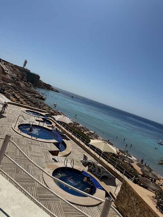 Pool Reef Oasis Beach Resort