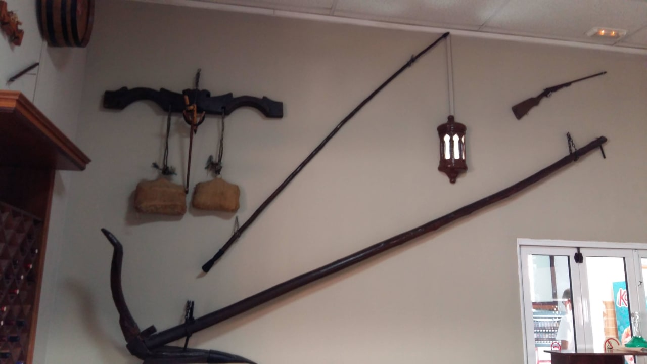Wand im Restaurant Corona Roja