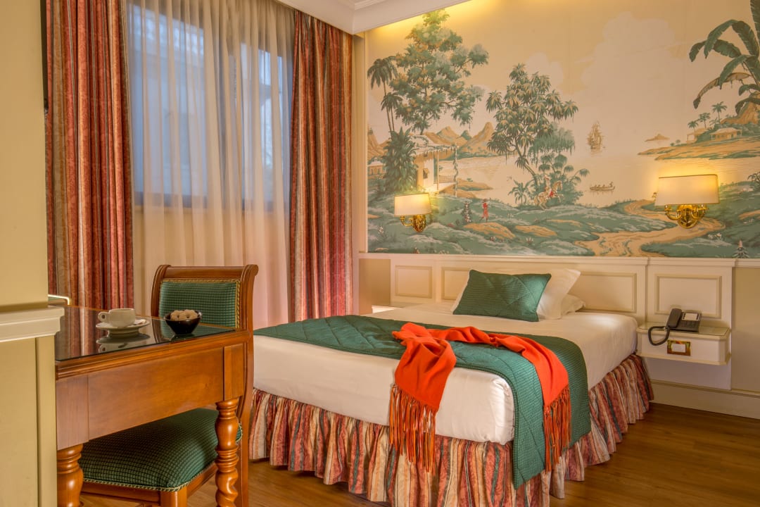 Zimmer Donna Laura Palace