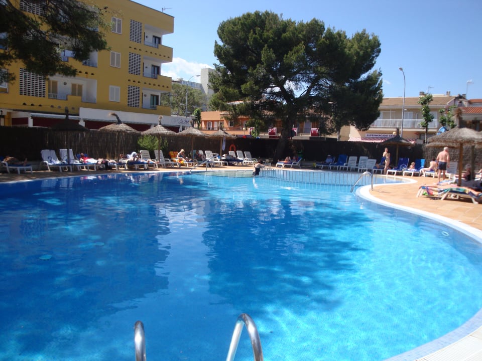 Basen Grupotel Montecarlo
