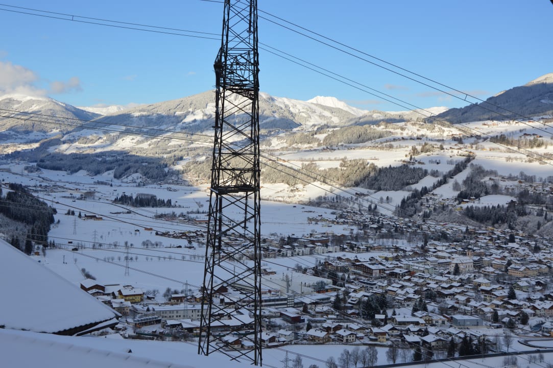 Blick vom Balkon auf Mittersill Baby- & Kinder Biobauernhof Rieserhof