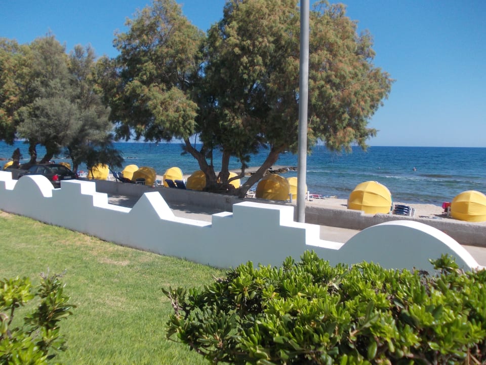 Strand Hotel Serita Beach