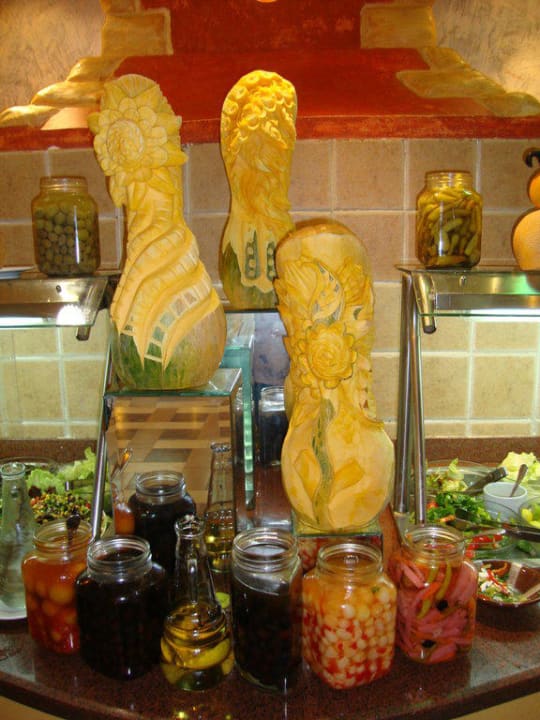 Dekoration am Salatbuffet Pickalbatros Alf Leila Wa Leila Resort - Neverland Hurghada