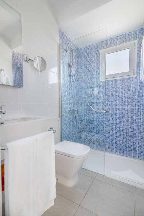 Zimmer LIVVO Los Calderones