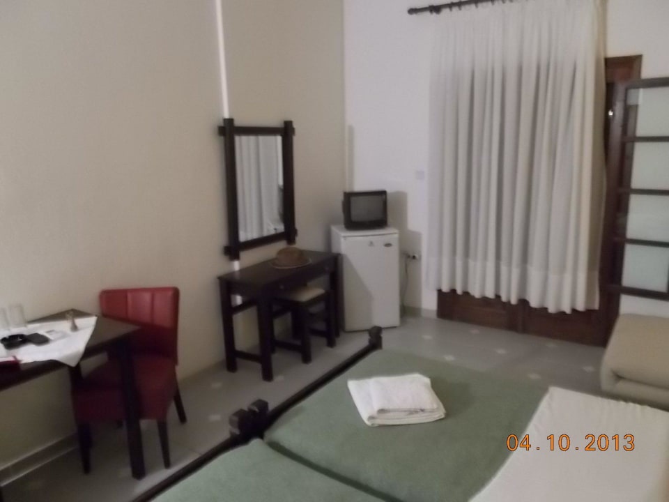 Kühlschrank und mini FS Hotel Geranion Village