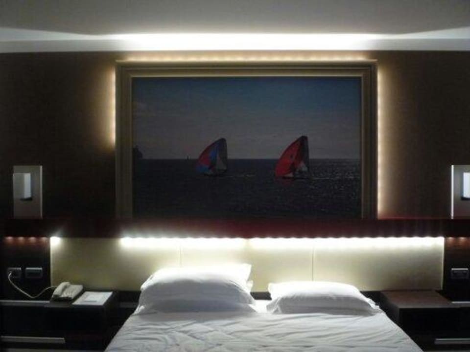 Doppelbett  Kairos Garda Hotel