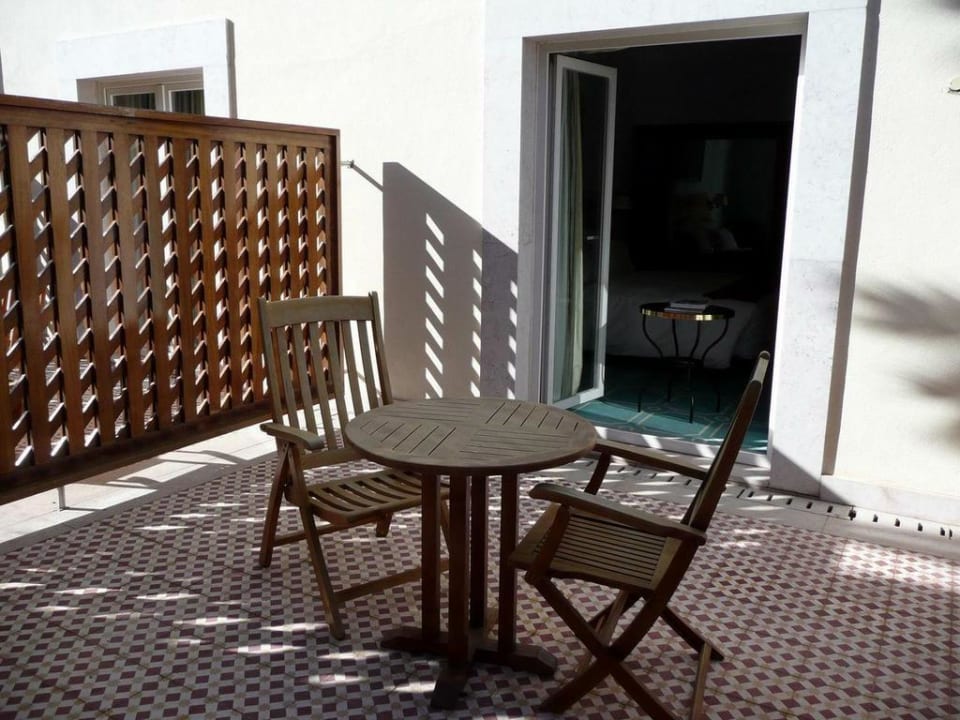Balcony of deluxe garden view room Pestana Palace Lisboa