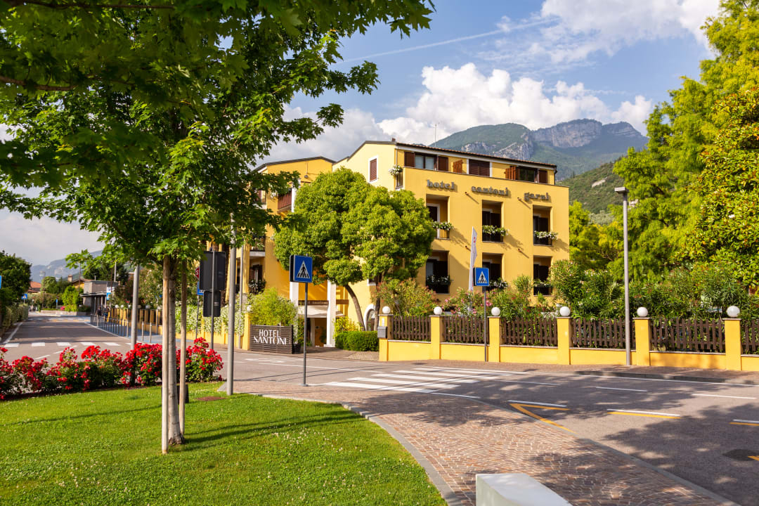 Außenansicht Hotel Santoni Freelosophy