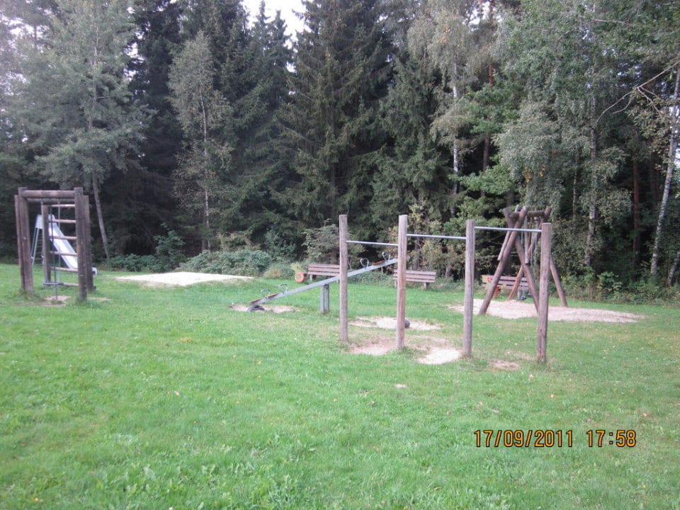 Spielplatz Waldferiendorf Regen