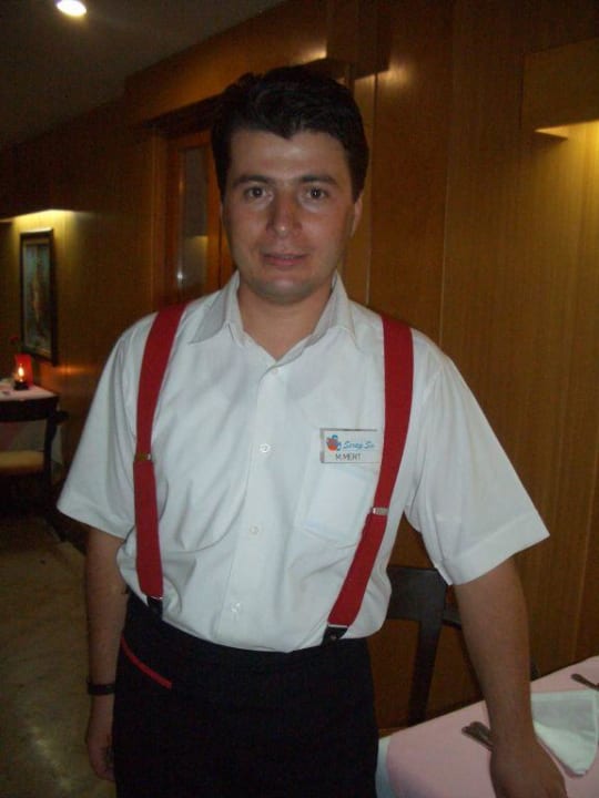 Unser Lieblingskellner Mehmet MC Beach Park Resort Hotel