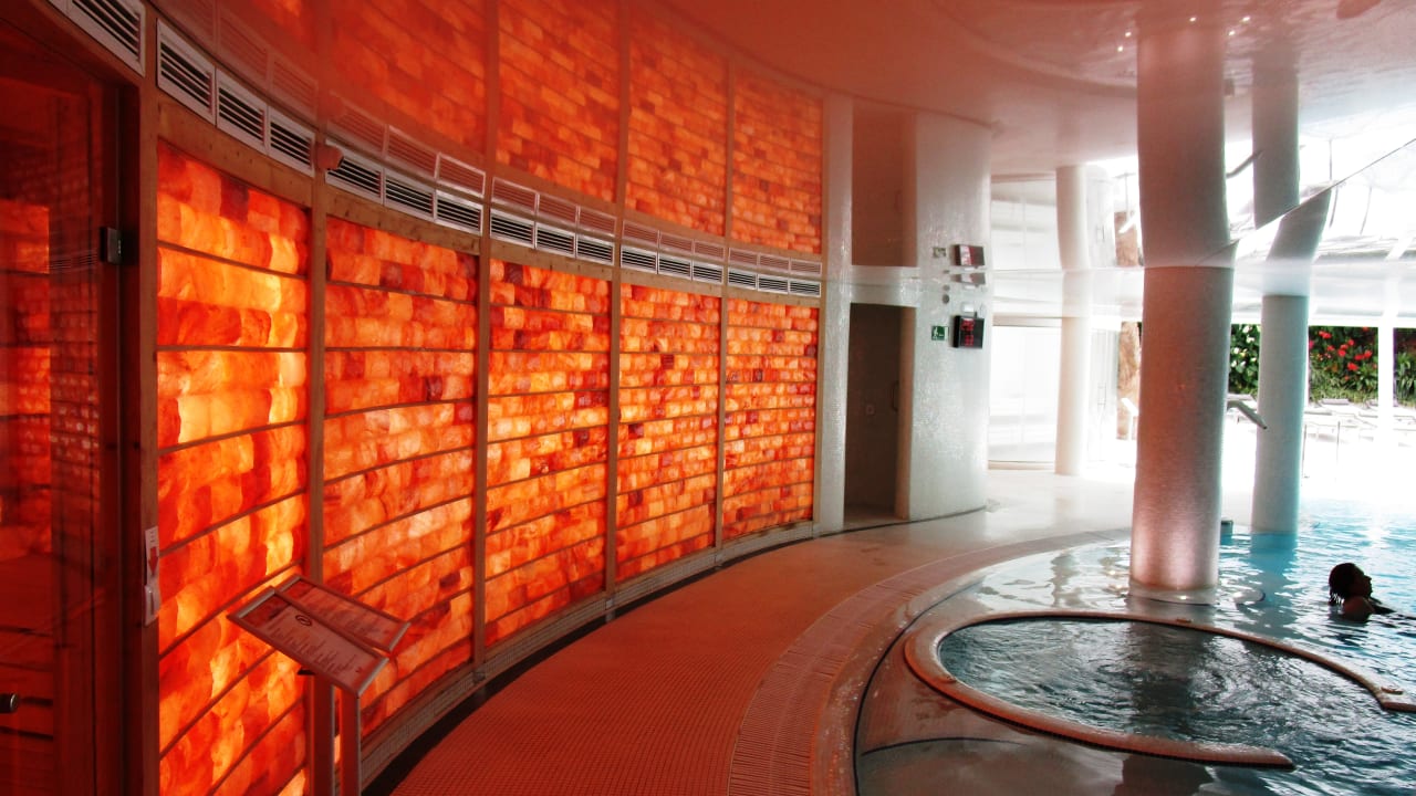 SPA-Eingang zur Salzgrotte Bull Costa Canaria & Spa - Adults only