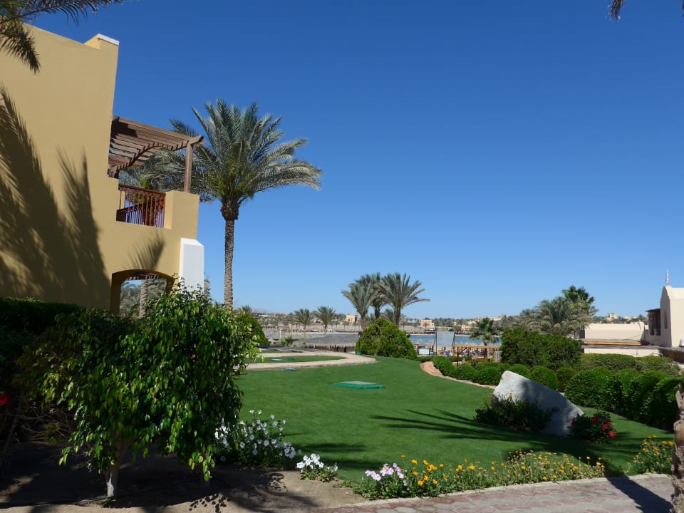 Weg zum Strand Jaz Dar EL Madina