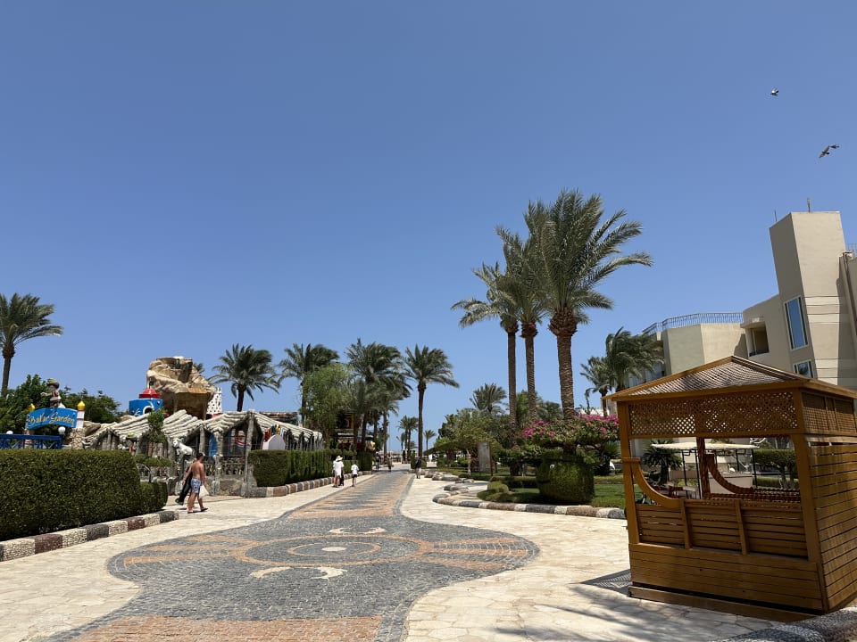 Gartenanlage Seagull Beach Resort