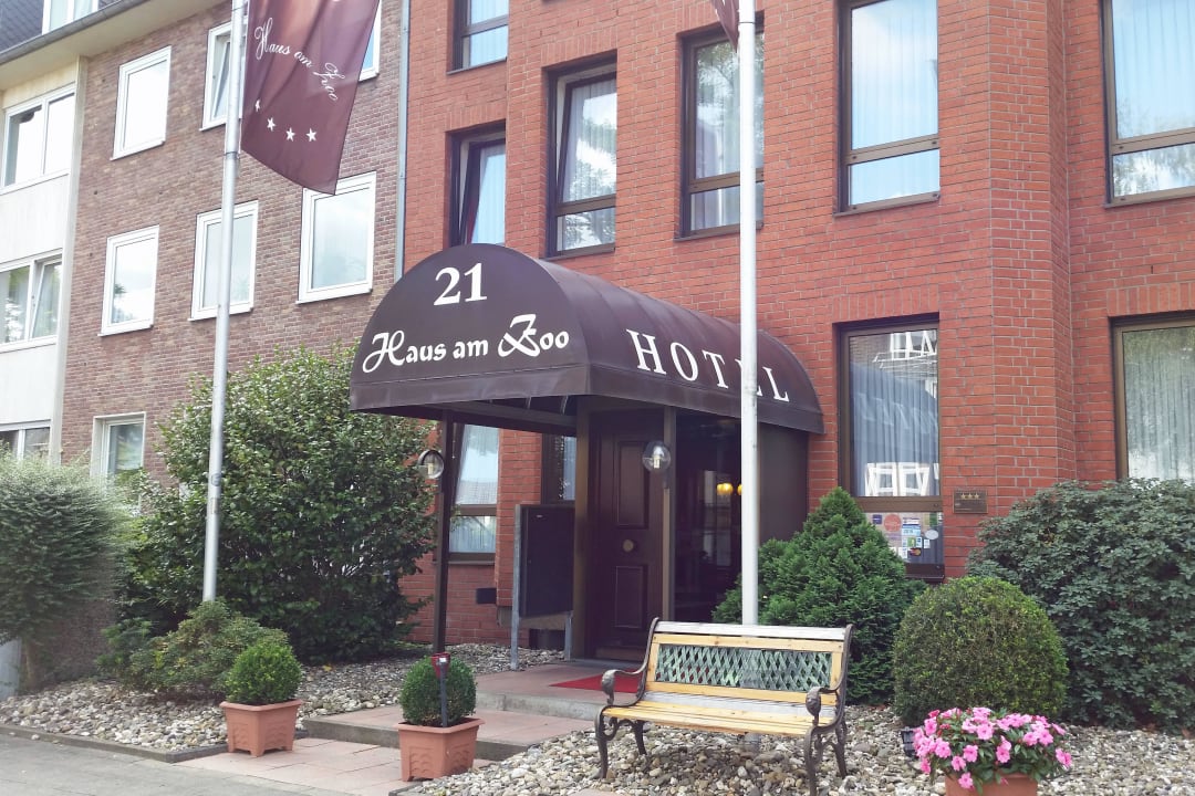 Eingang Hotel Haus am Zoo