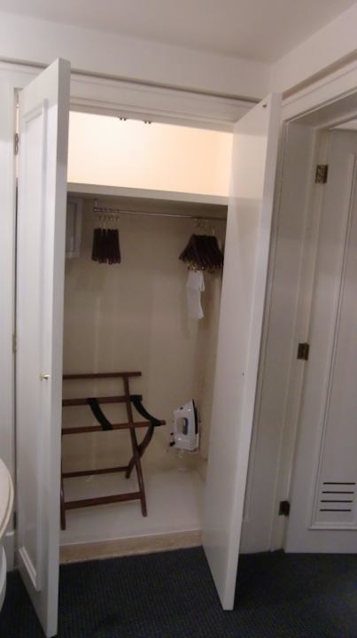 Schrank Krystal Satelite Maria Barbara