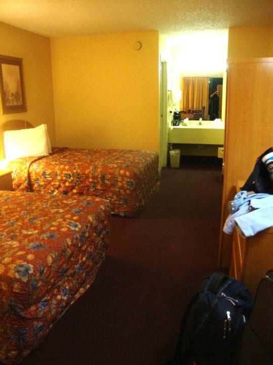 Zimmer Hotel Rodeway Inn Maingate